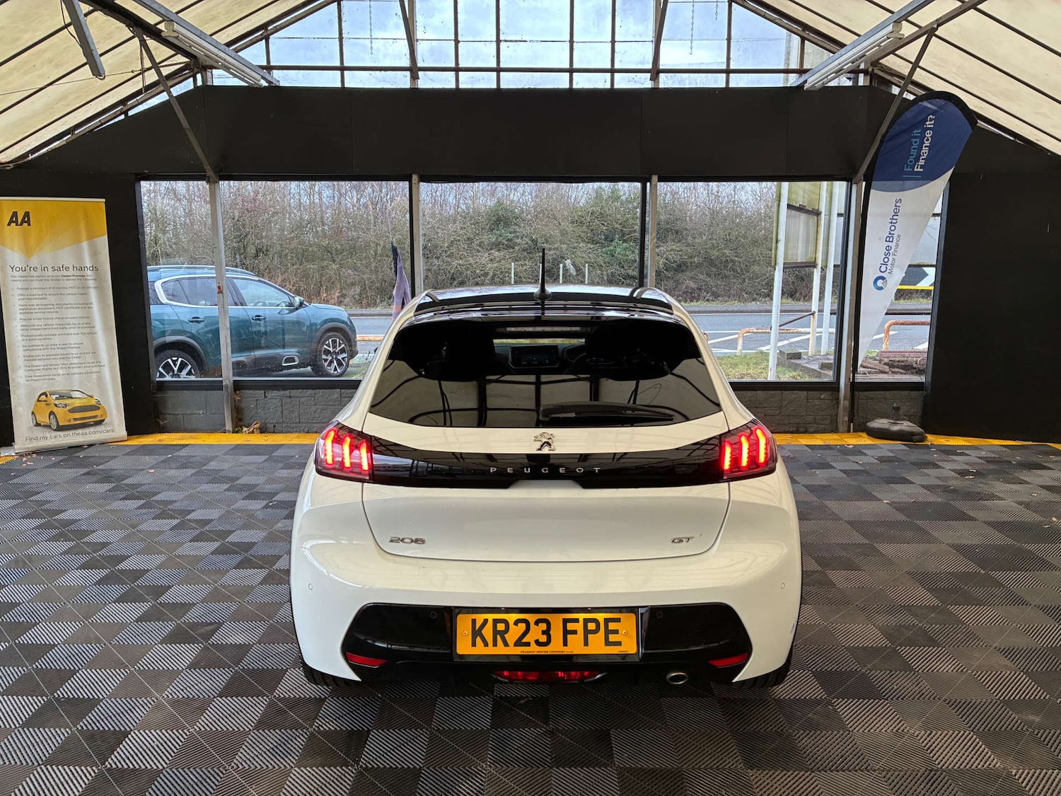 Used Peugeot 208 2023 for sale - 77189530: Photo 7