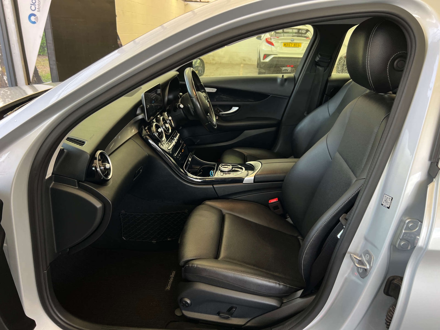 Used Mercedes-Benz C Class 2018 for sale - 77342192: Photo 23