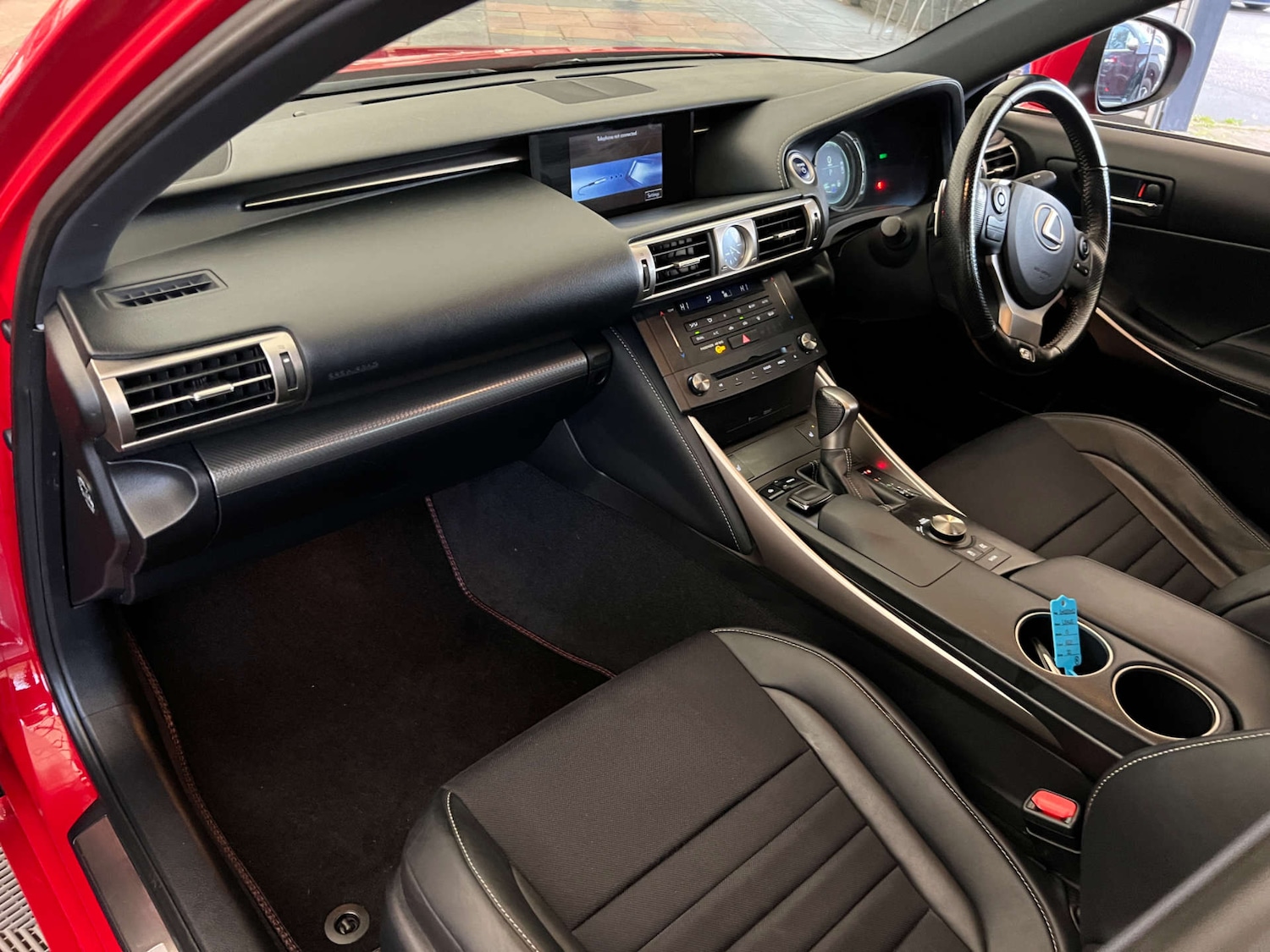Used Lexus IS 2017 for sale - 76339961: Photo 28