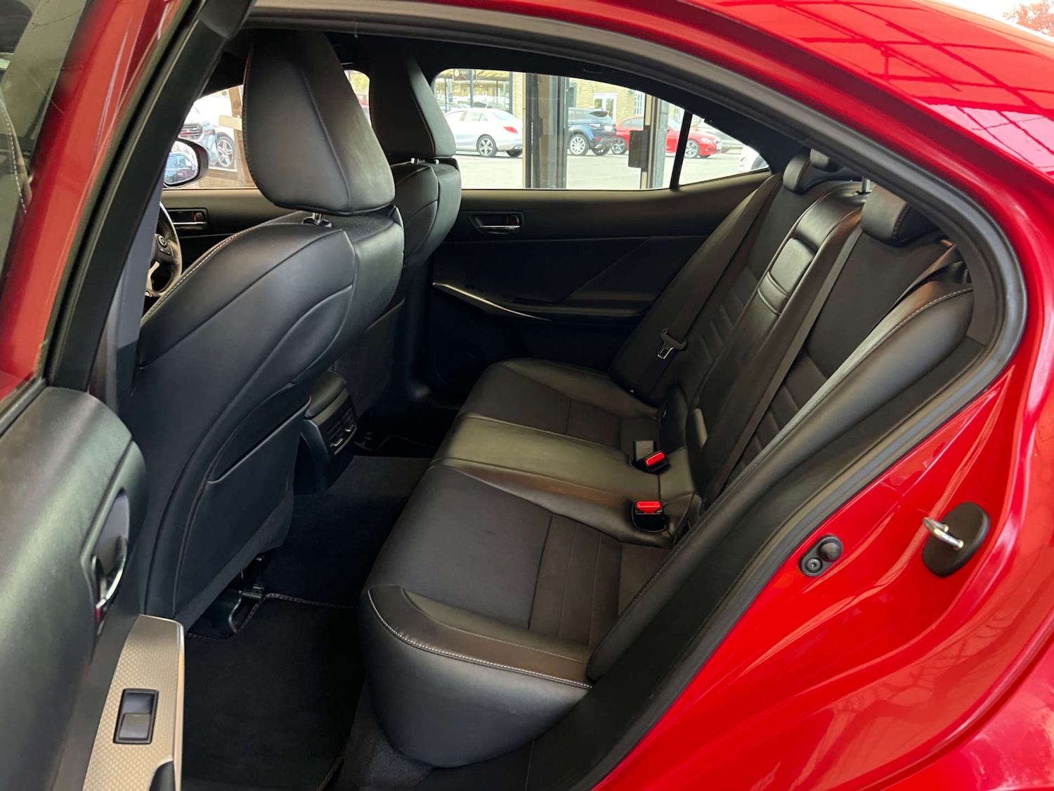 Used Lexus IS 2017 for sale - 76339961: Photo 29