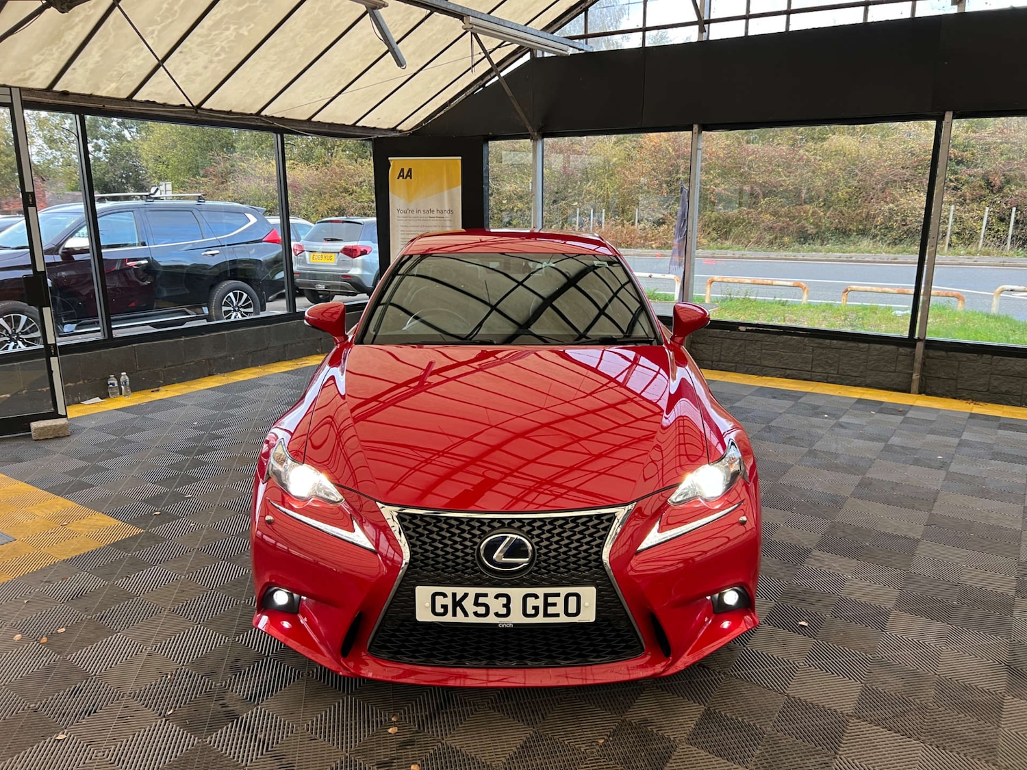 Used Lexus IS 2017 for sale - 76339961: Photo 3