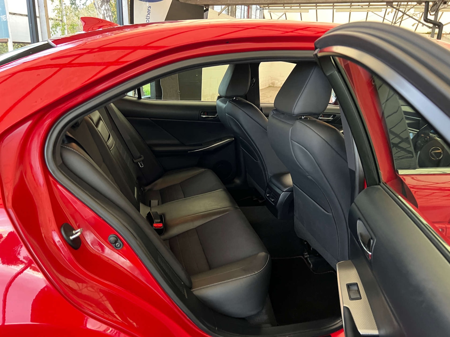 Used Lexus IS 2017 for sale - 76339961: Photo 30