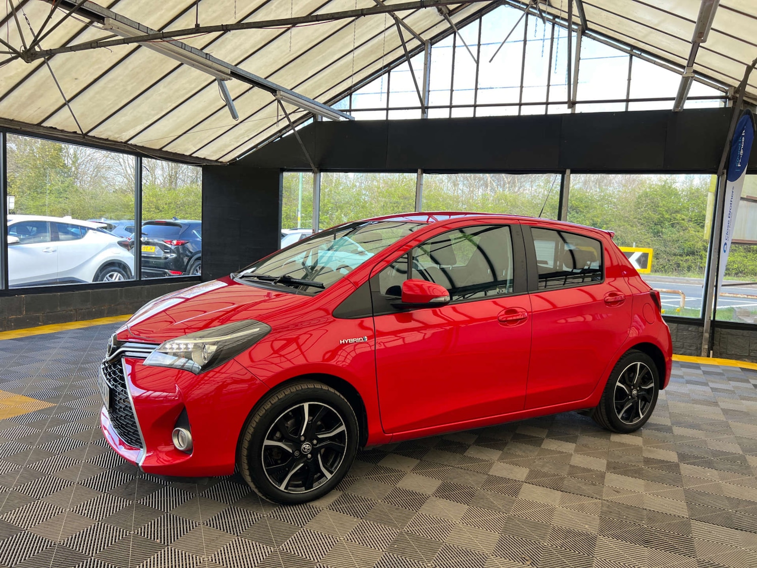 Used Toyota Yaris 2016 for sale - 78124679: Photo 3
