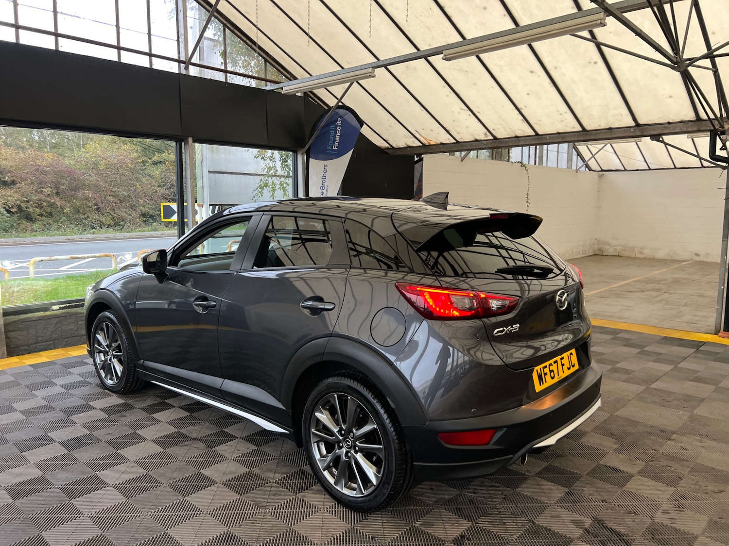 Used Mazda CX-3 2017 for sale - 76601656: Photo 5