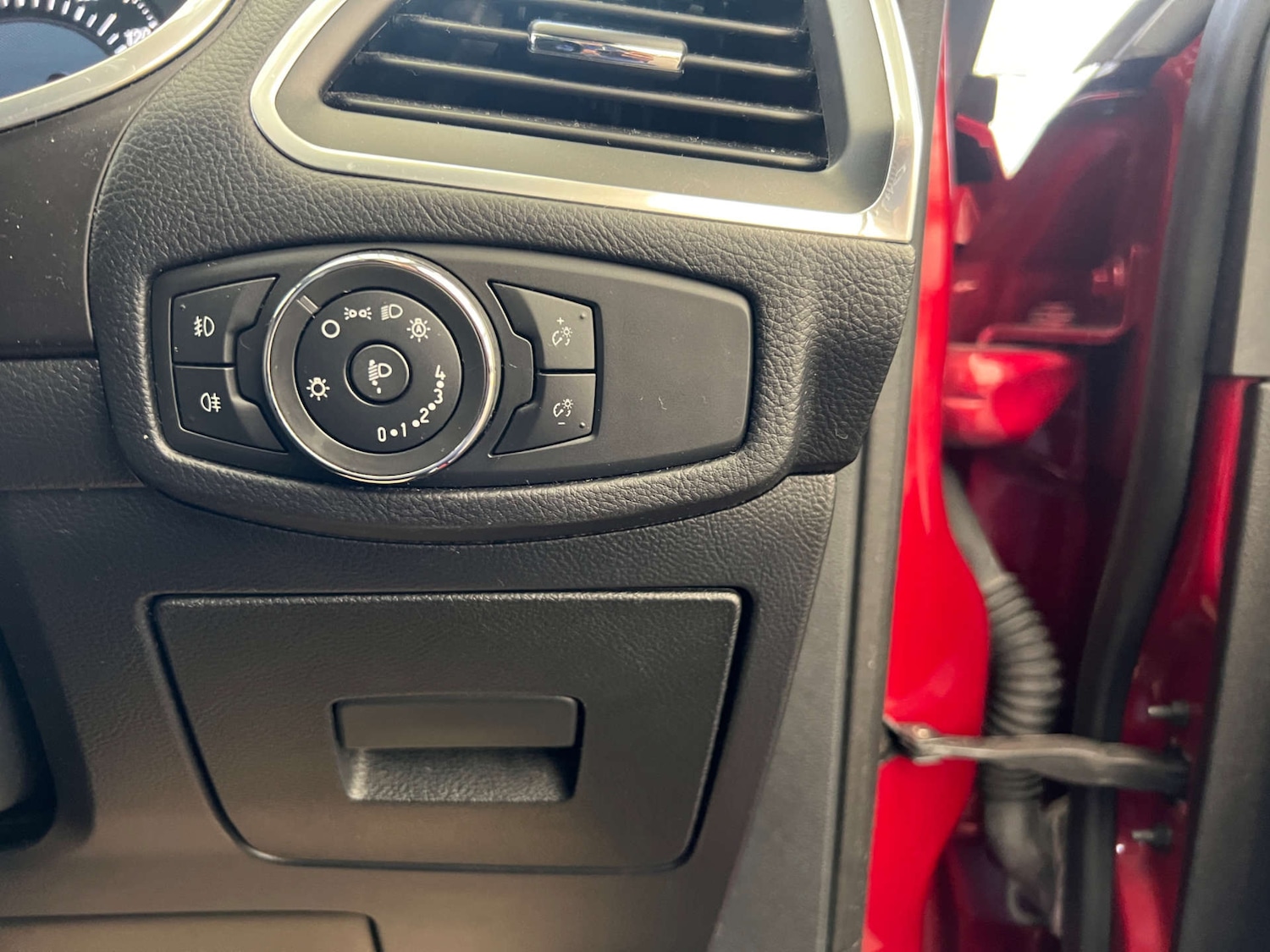 Used Ford S-Max 2016 for sale - 76343770: Photo 15
