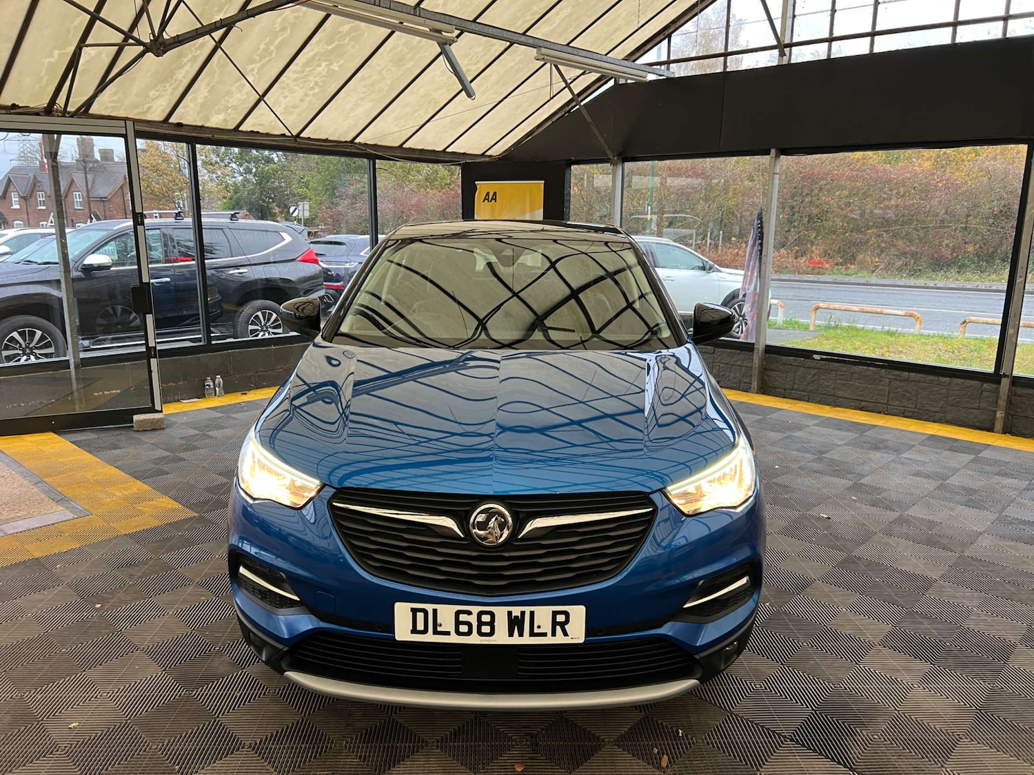 Used Vauxhall Grandland X 2018 for sale - 76477443: Photo 3