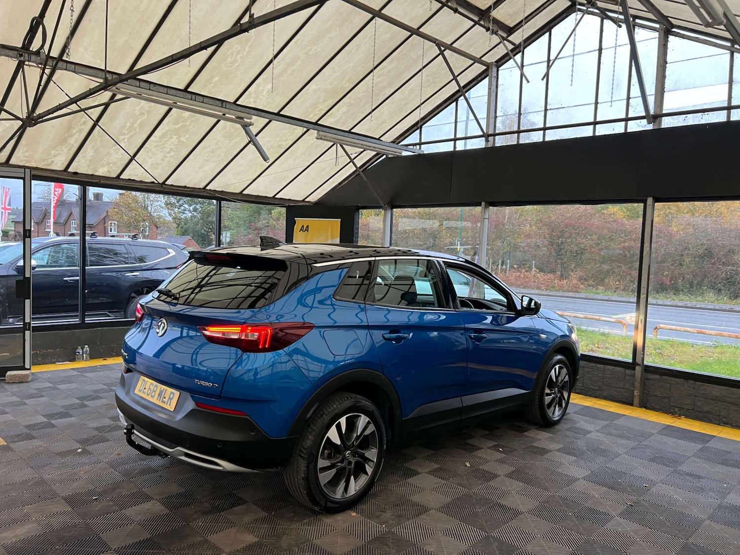 Used Vauxhall Grandland X 2018 for sale - 76477443: Photo 8