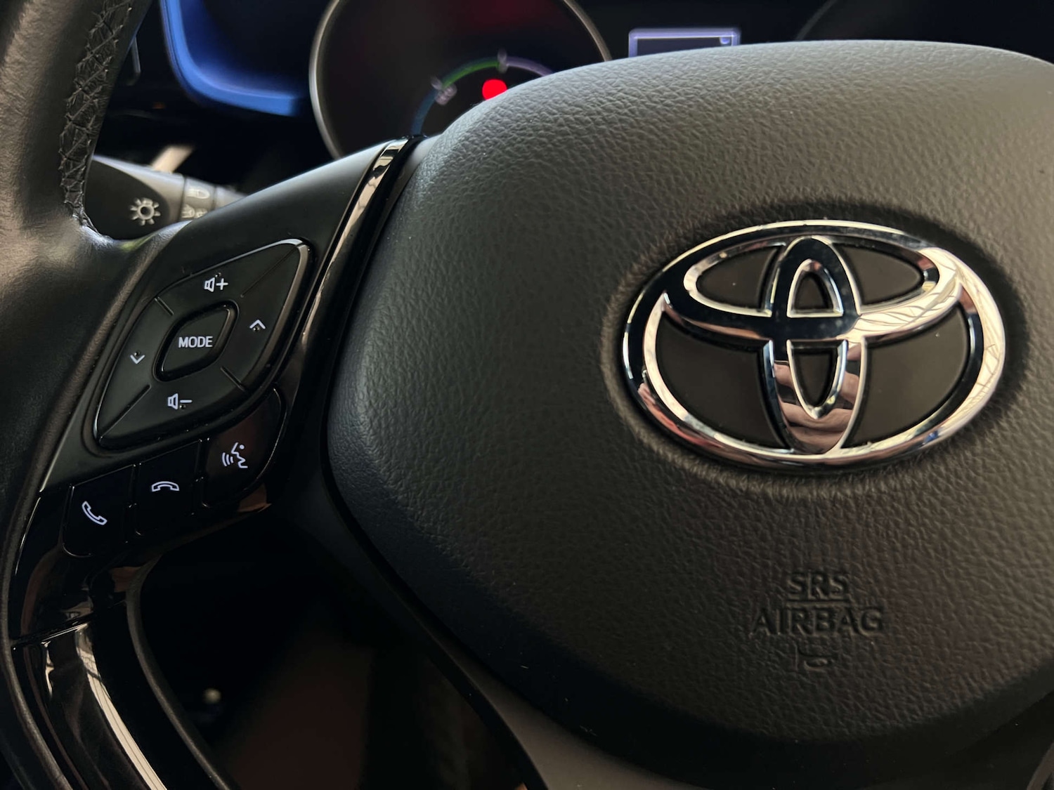 Used Toyota C-HR 2017 for sale - 77628811: Photo 15