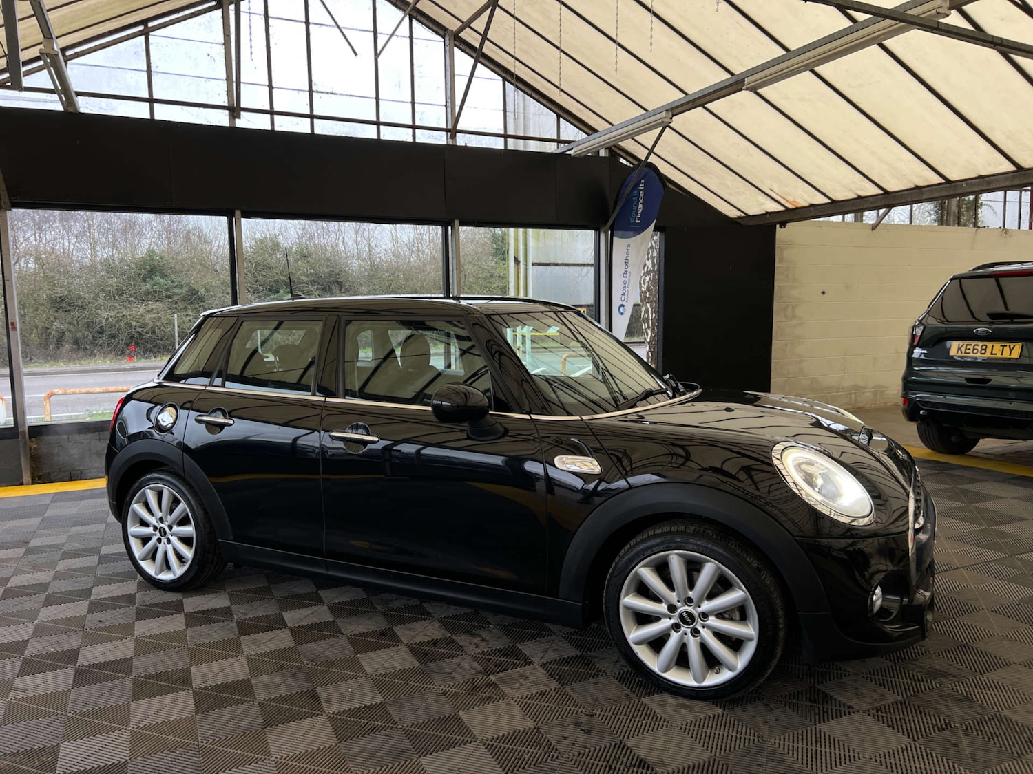 Used MINI Hatch 2017 for sale - 77789098: Photo 3
