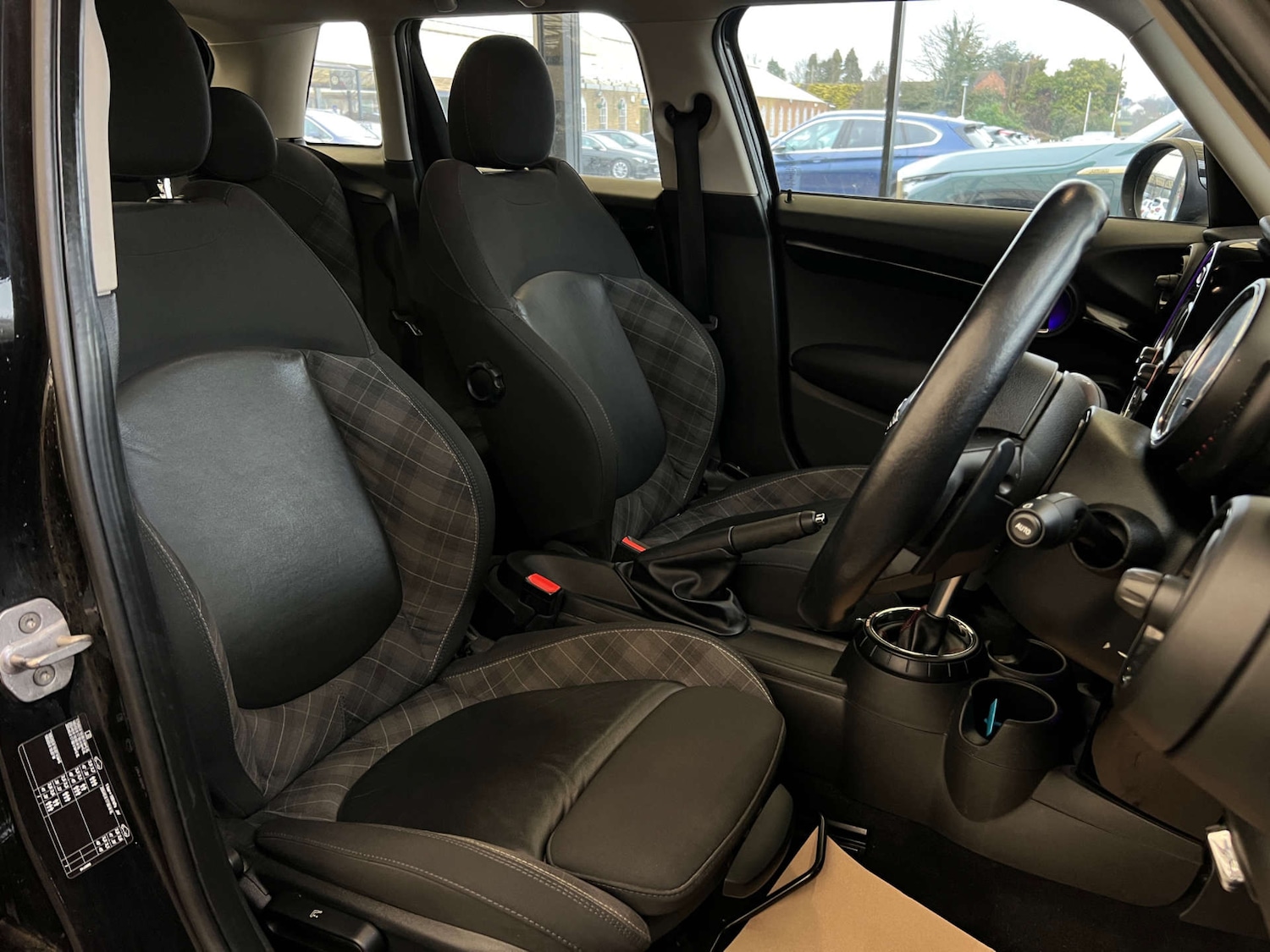 Used MINI Hatch 2017 for sale - 77789098: Photo 8