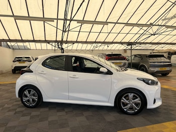 Used Toyota Yaris 2024 for sale - 79289367: Photo