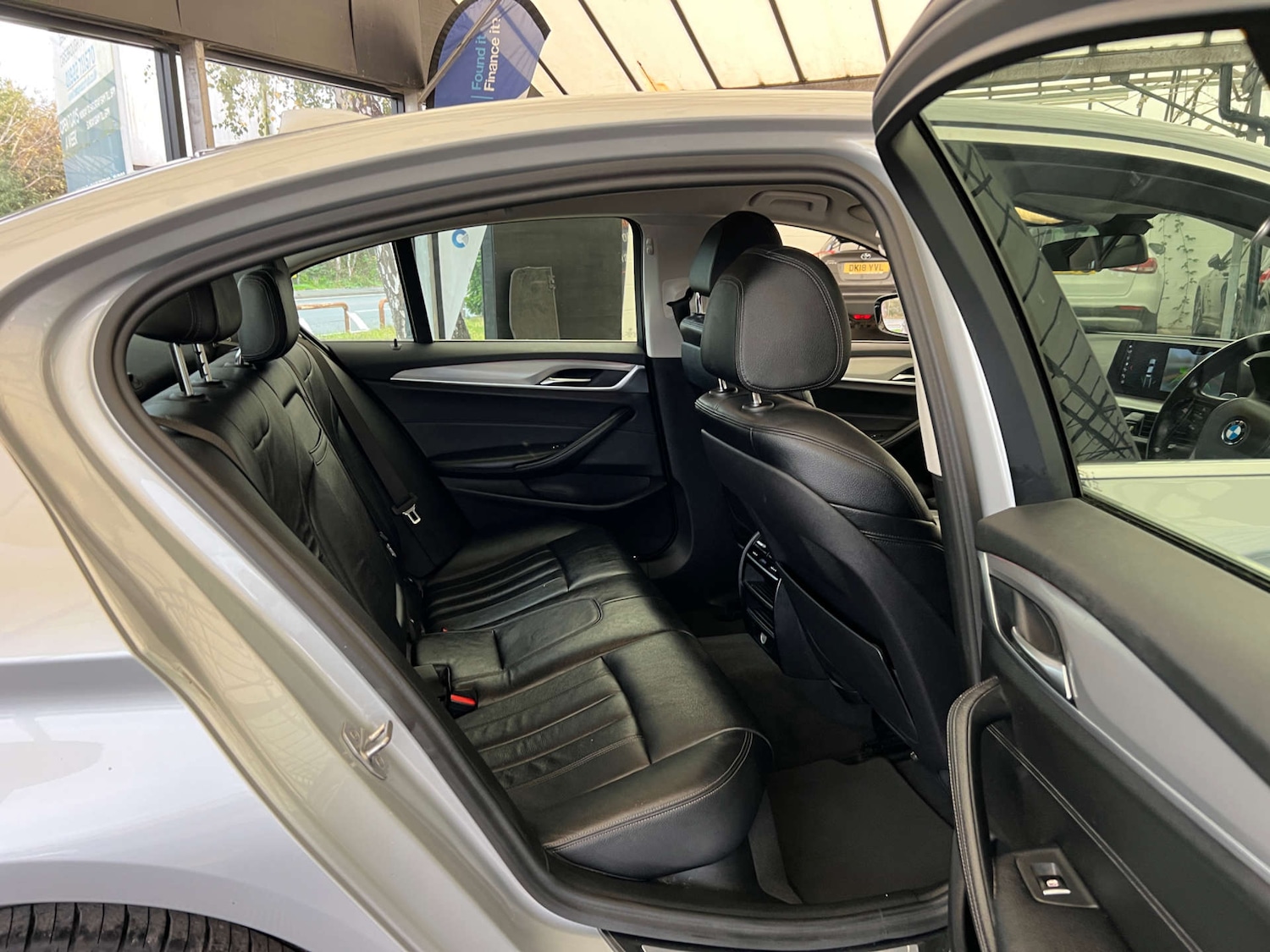 Used BMW 5 Series 2017 for sale - 76595808: Photo 29