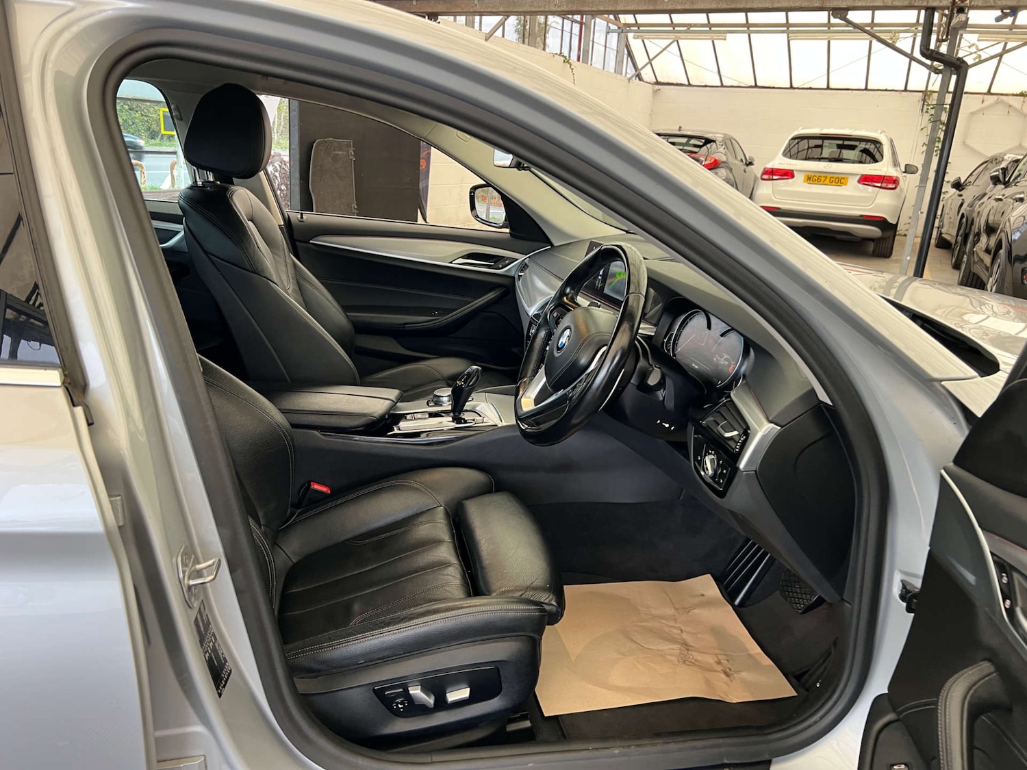 Used BMW 5 Series 2017 for sale - 76595808: Photo 8