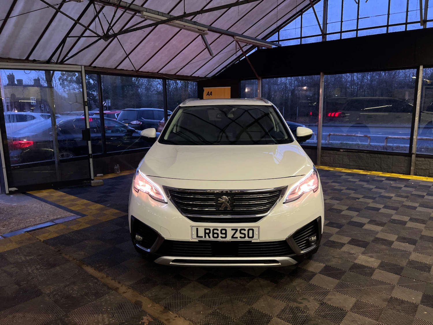 Used Peugeot 5008 2019 for sale - 77393348: Photo 4