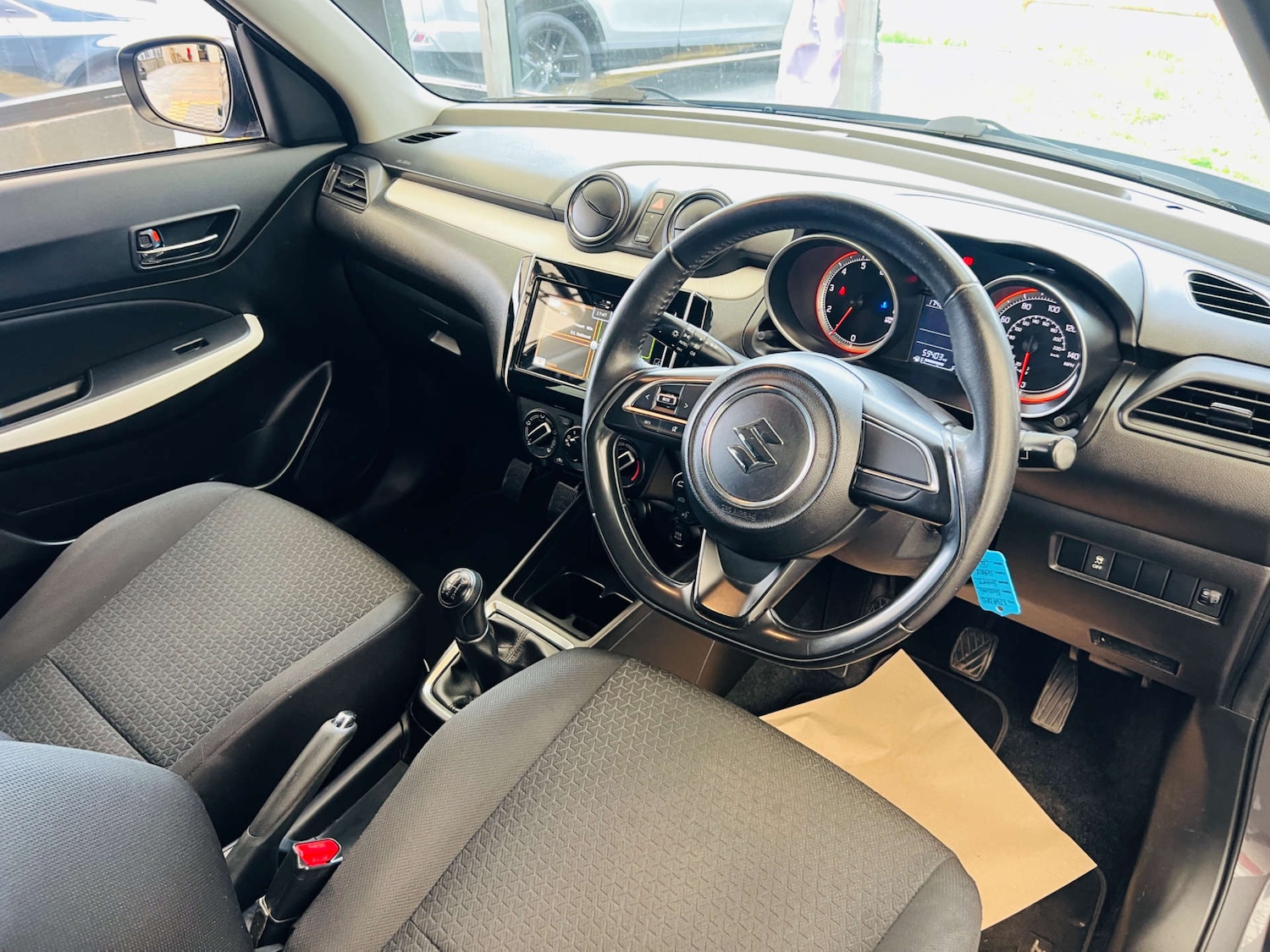 Used Suzuki Swift 2018 for sale - 76277885: Photo 10