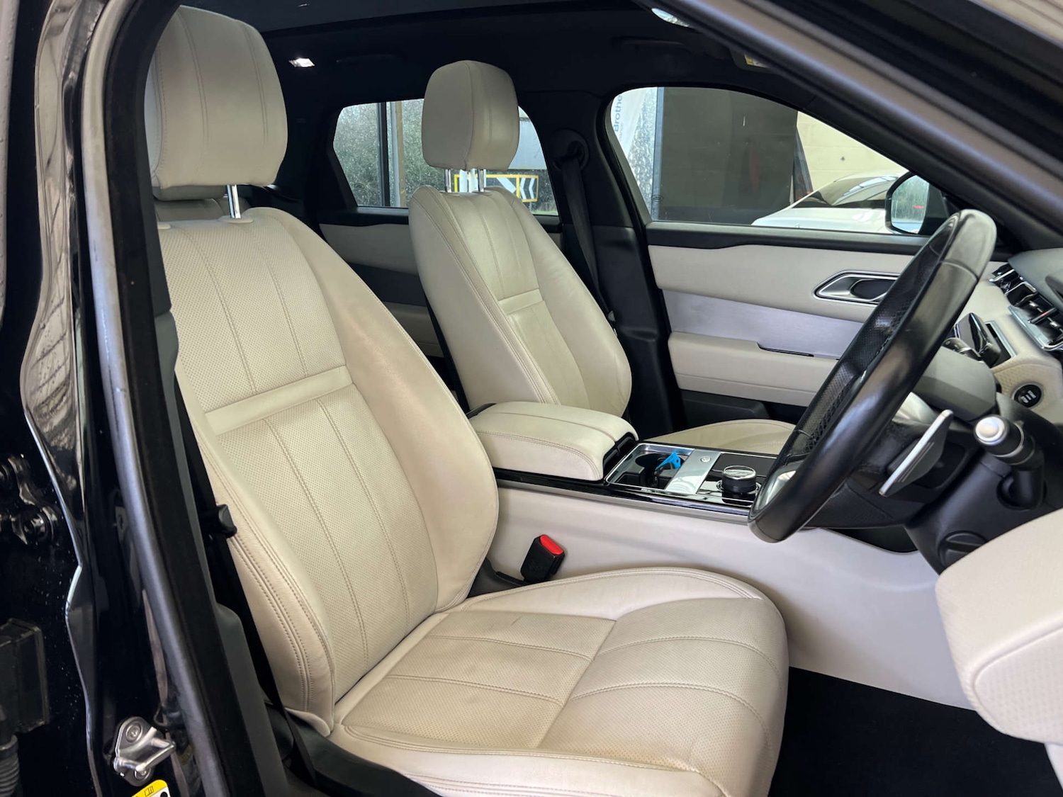 Used Land Rover Range Rover Velar 2019 for sale - 77469877: Photo 11