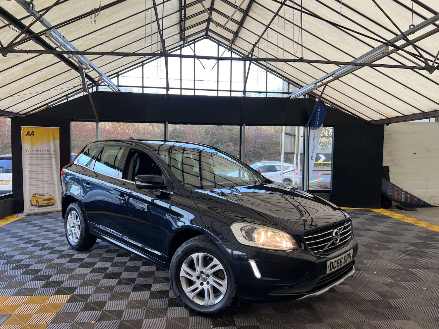 Used Volvo XC60 2016 for sale - 76571366: Photo 1