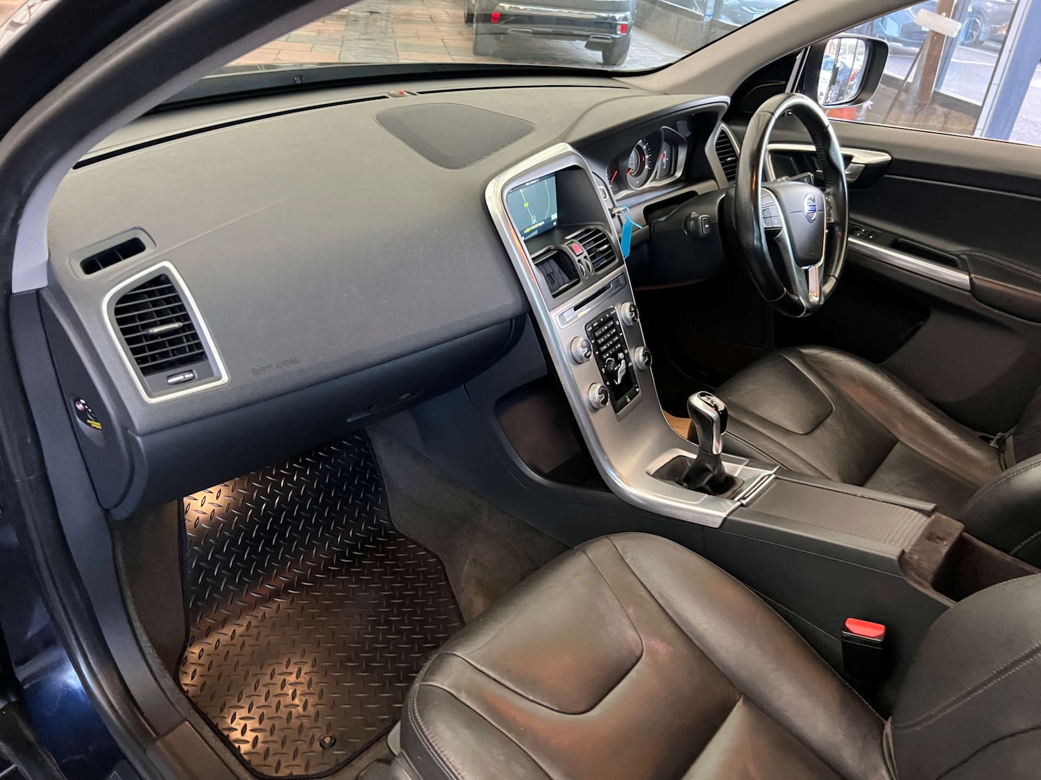 Used Volvo XC60 2016 for sale - 76571366: Photo 24