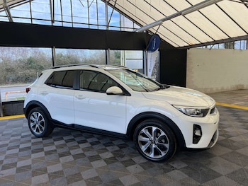 Used Kia Stonic 2019 for sale - 77721672: Photo