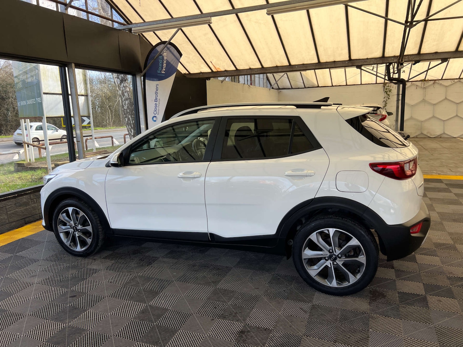 Used Kia Stonic 2019 for sale - 77721672: Photo 7