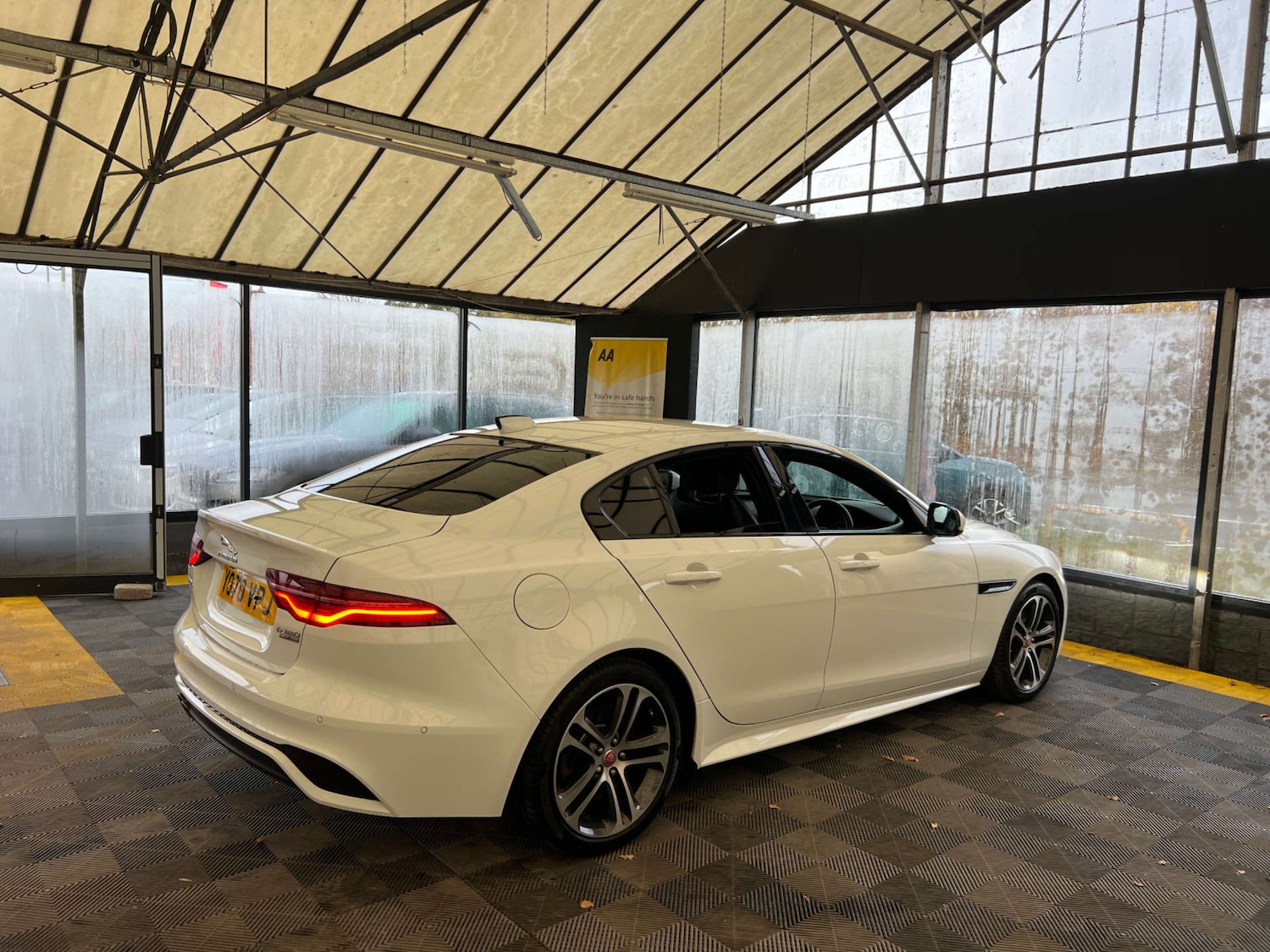 Used Jaguar XE 2020 for sale - 76940213: Photo 8