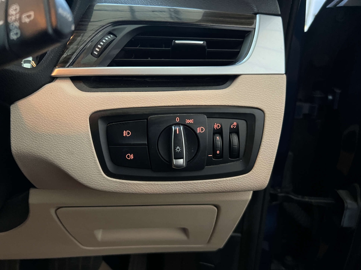 Used BMW X1 2016 for sale - 76601910: Photo 11