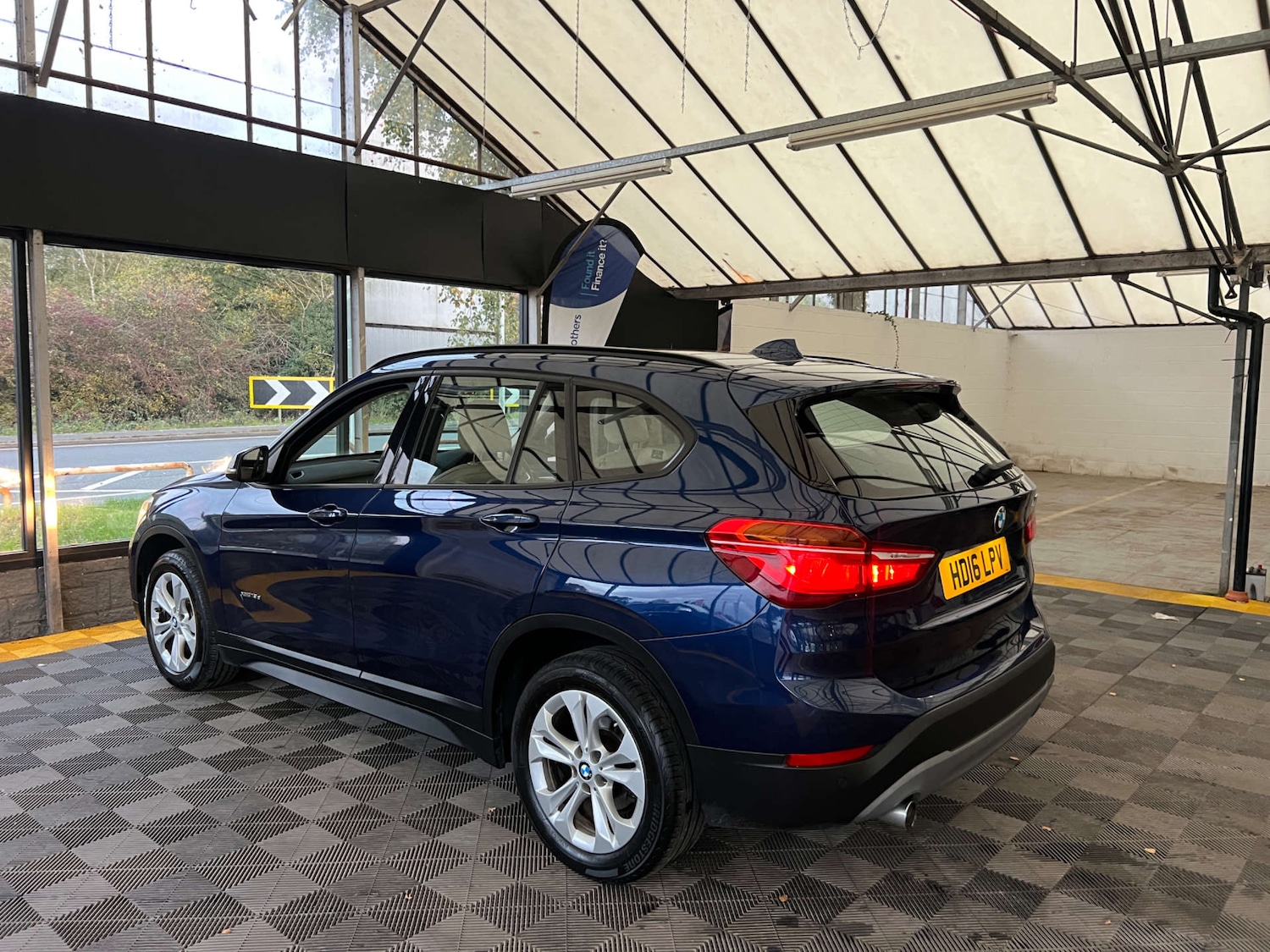 Used BMW X1 2016 for sale - 76601910: Photo 4