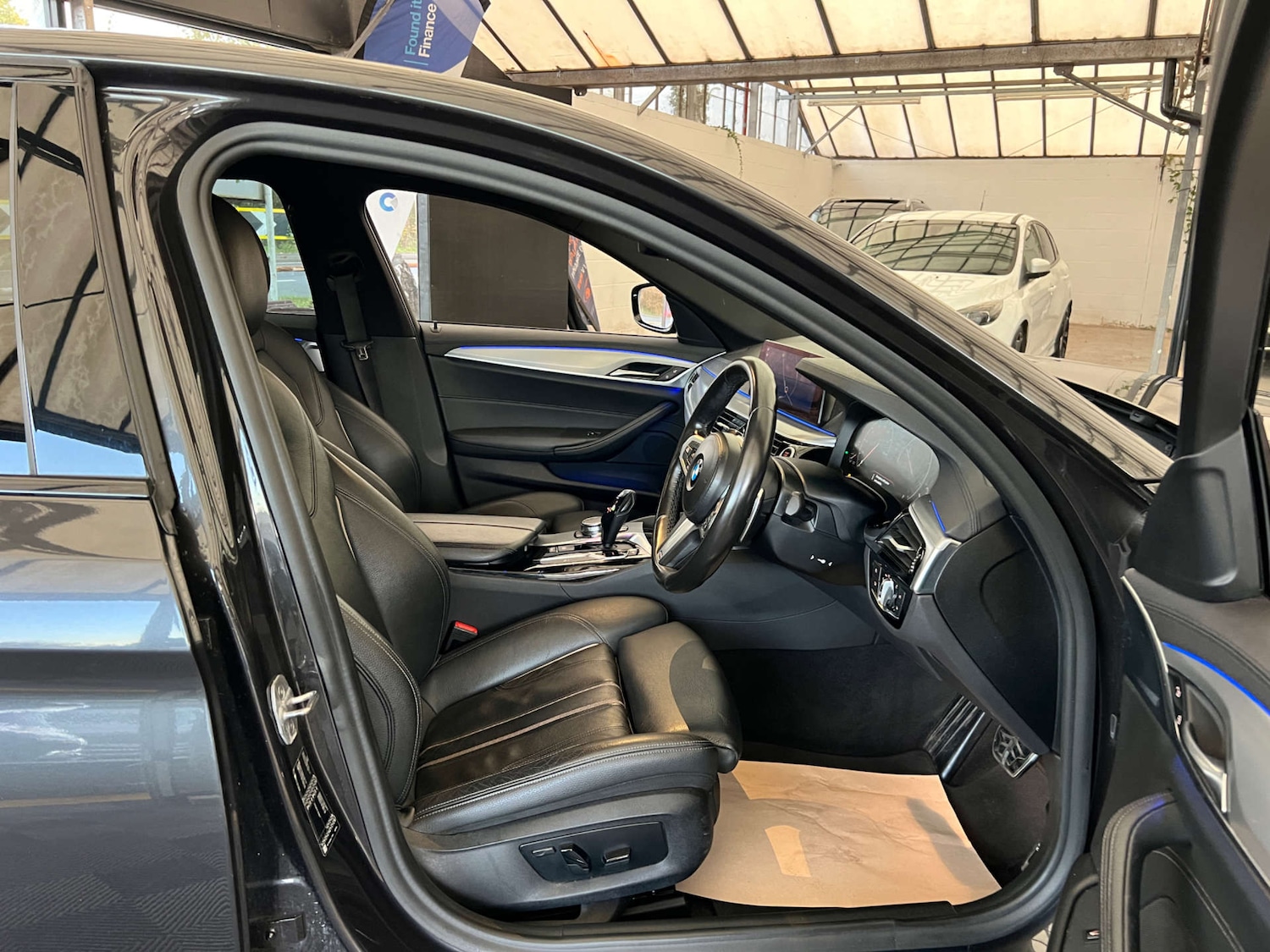 Used BMW 5 Series 2019 for sale - 76411995: Photo 9