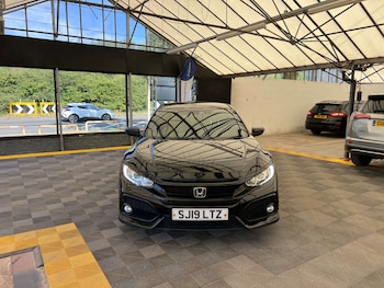 Used Honda Civic 2019 for sale - 79315237: Photo