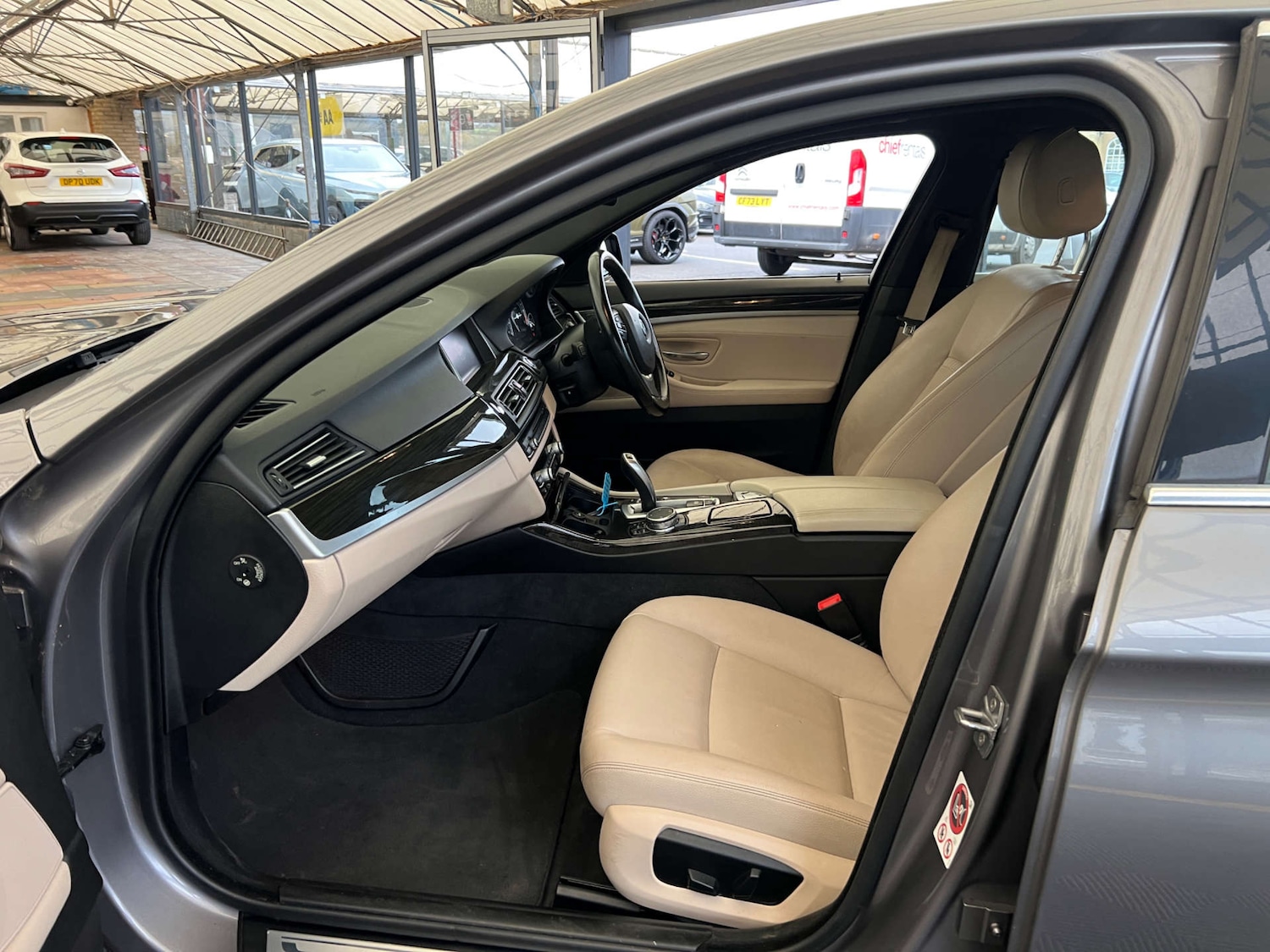 Used BMW 5 Series 2016 for sale - 76734387: Photo 24