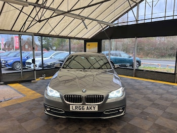 Used BMW 5 Series 2016 for sale - 76734387: Photo