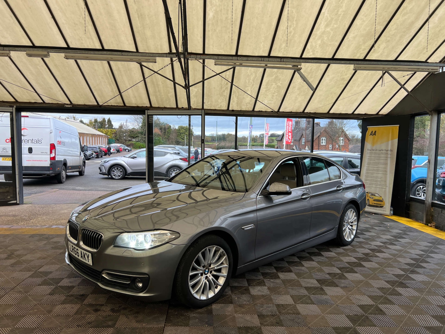 Used BMW 5 Series 2016 for sale - 76734387: Photo 4