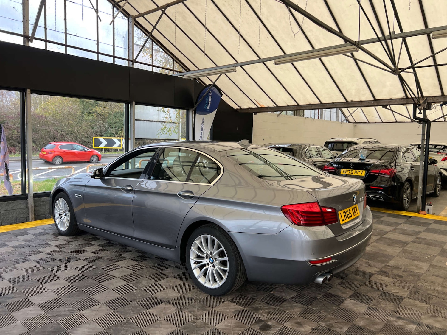 Used BMW 5 Series 2016 for sale - 76734387: Photo 5