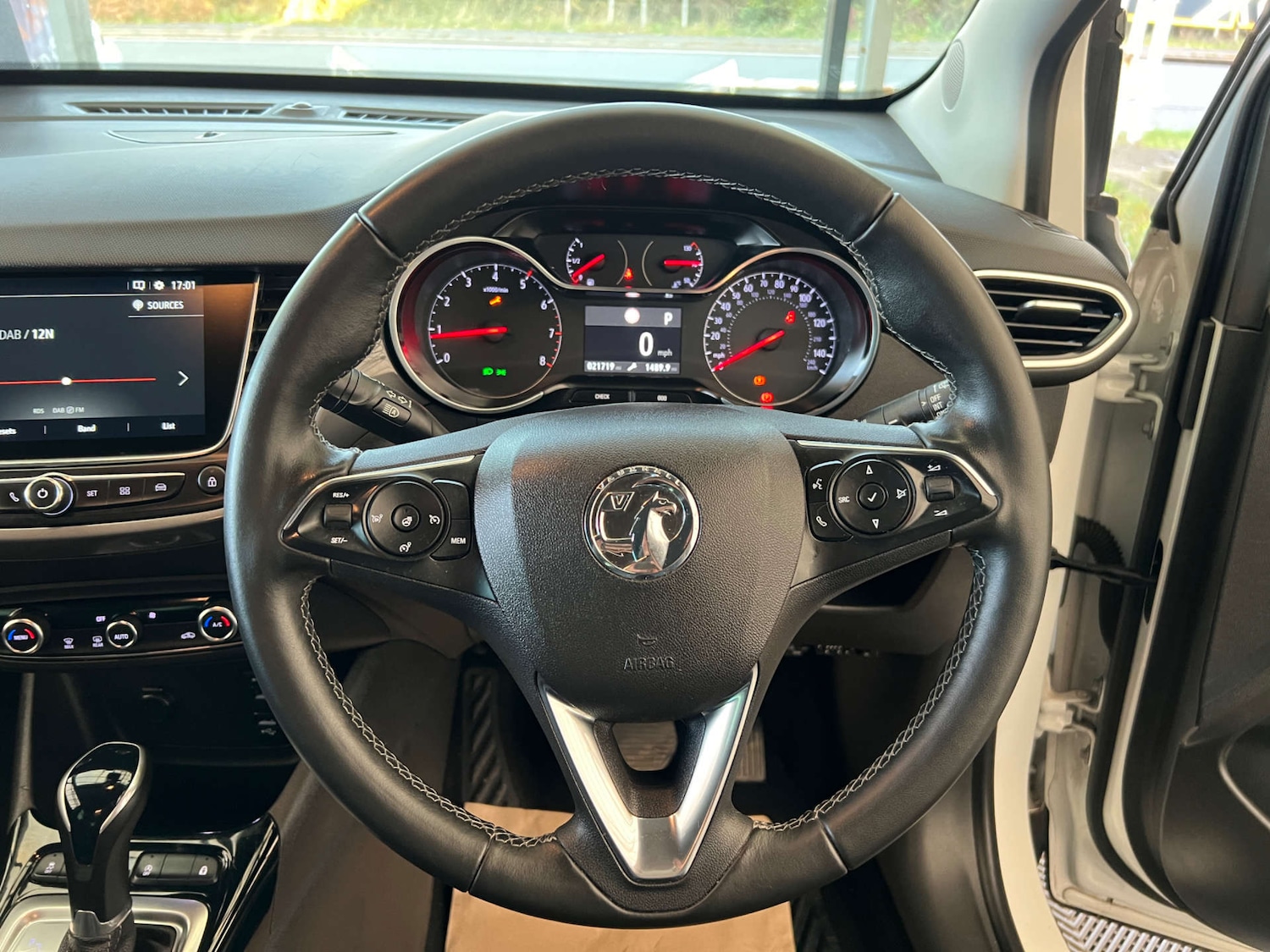 Used Vauxhall Crossland 2022 for sale - 76601483: Photo 13