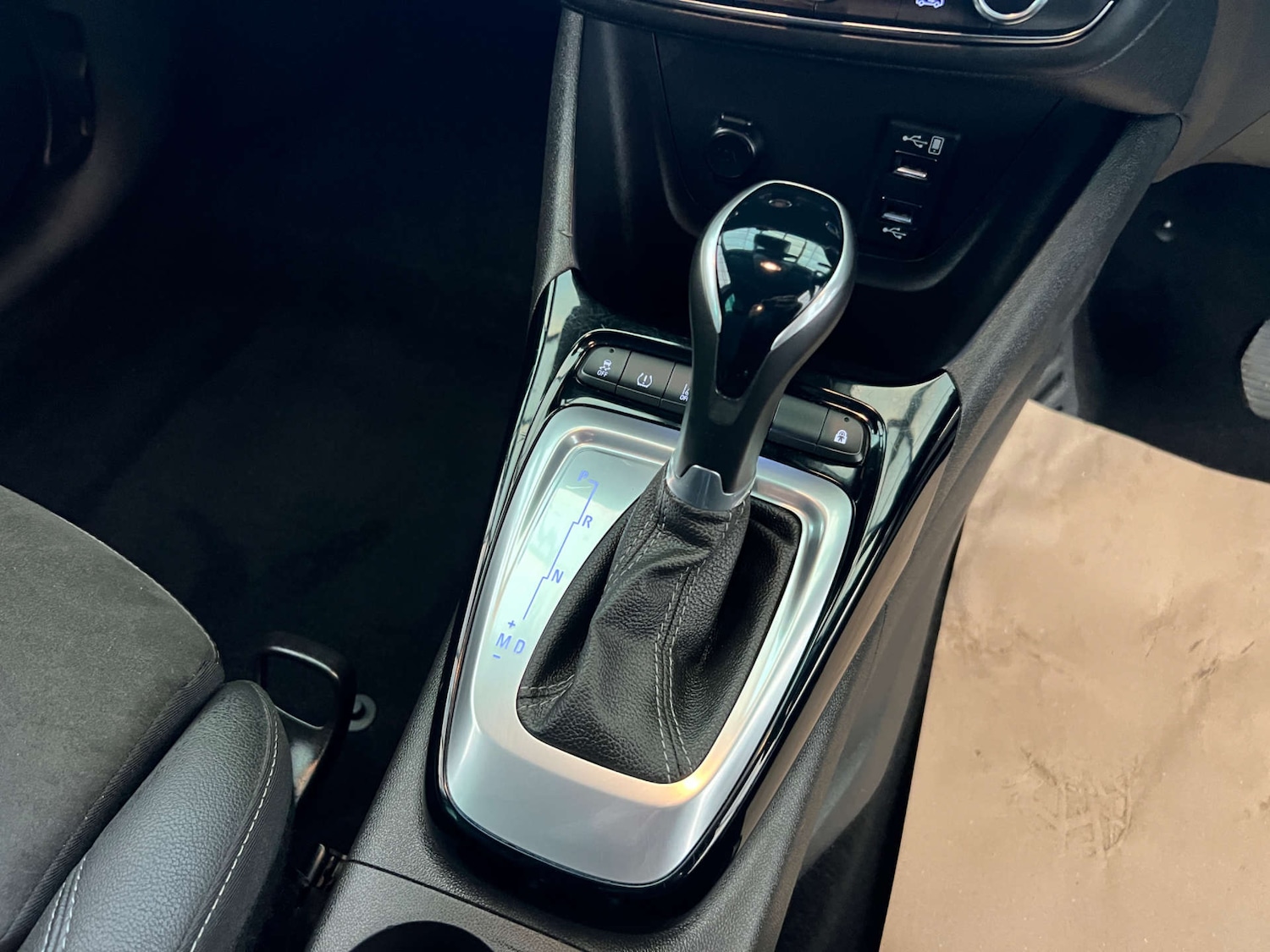 Used Vauxhall Crossland 2022 for sale - 76601483: Photo 17