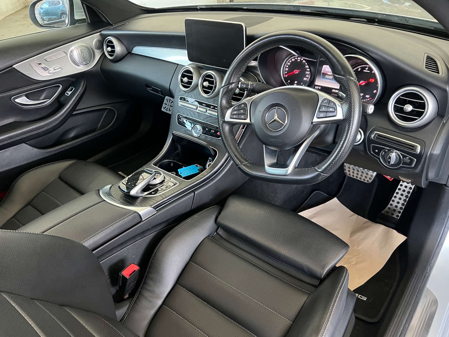 Used Mercedes-Benz C Class 2018 for sale - 77097062: Photo 10