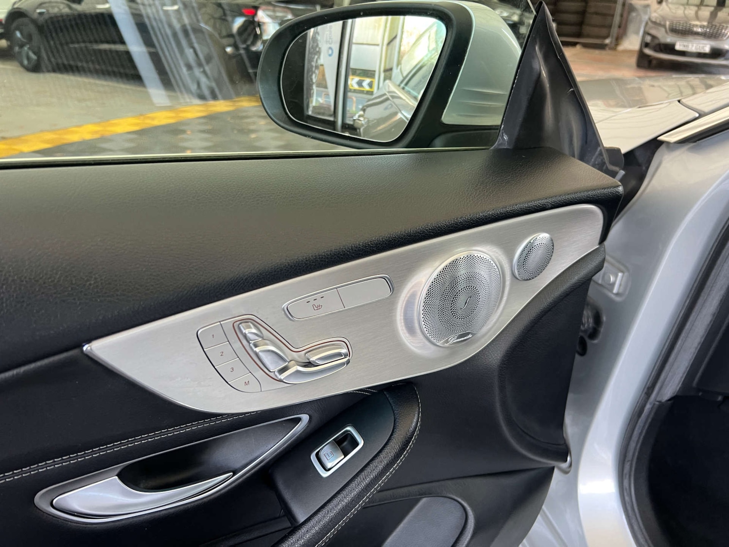 Used Mercedes-Benz C Class 2018 for sale - 77097062: Photo 25