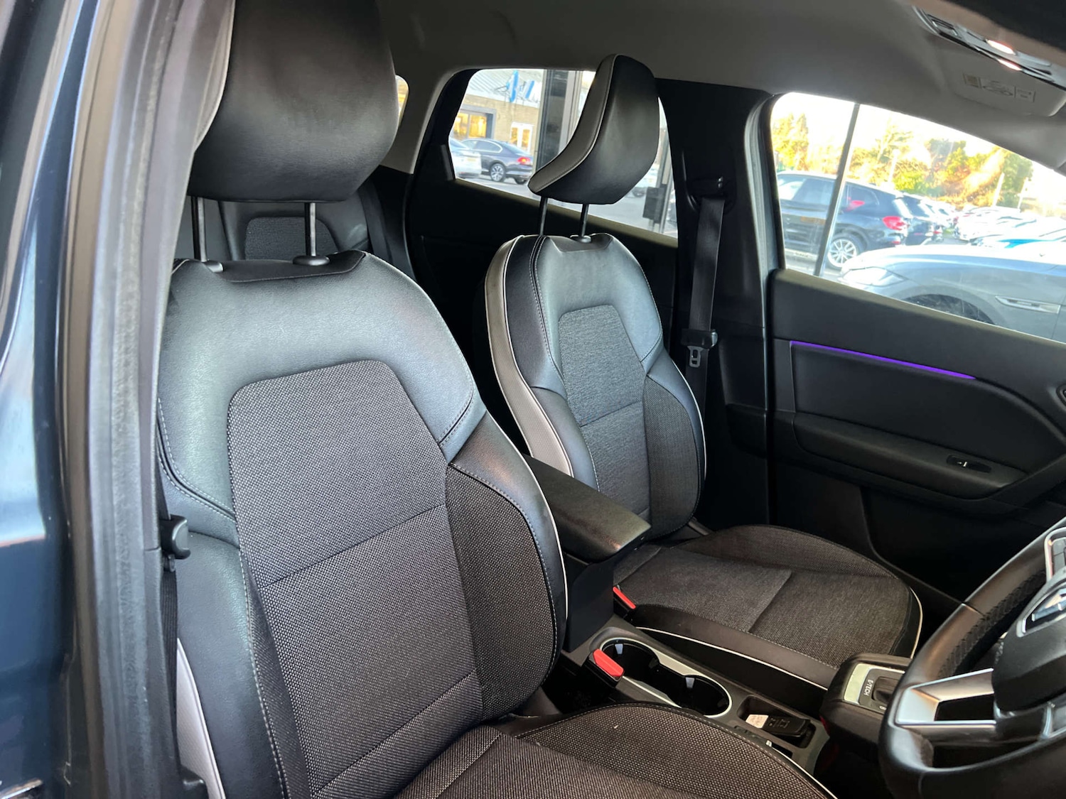 Used Renault Captur 2022 for sale - 77097061: Photo 11