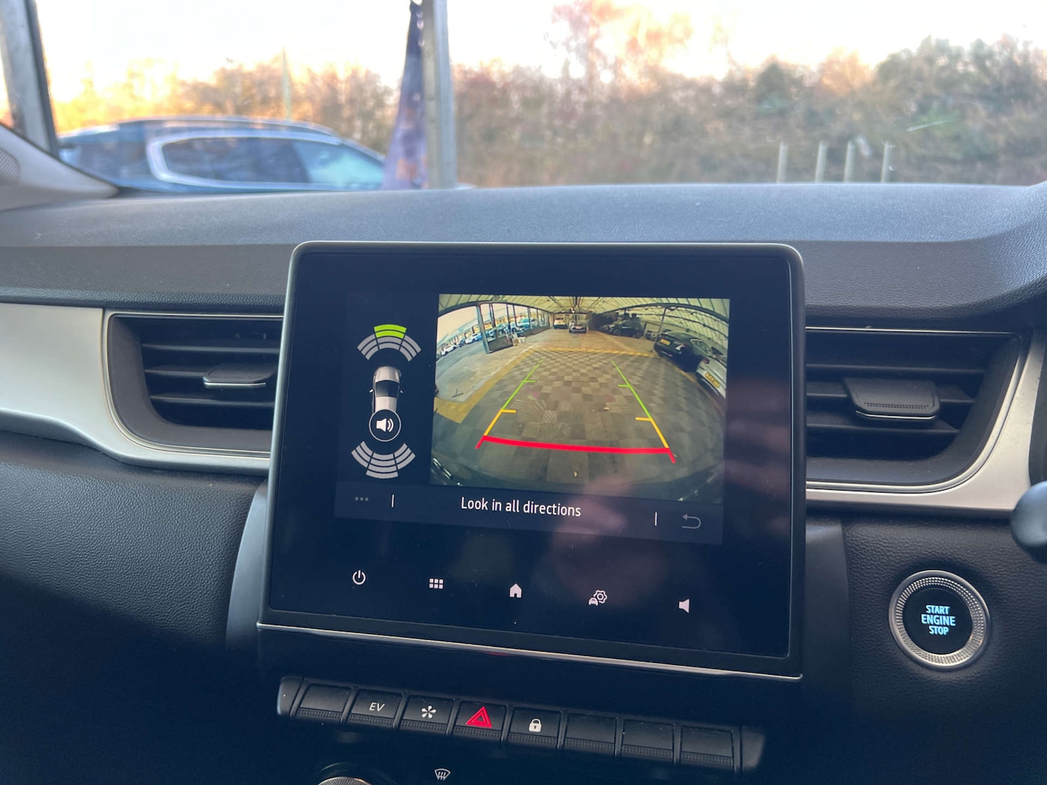 Used Renault Captur 2022 for sale - 77097061: Photo 19