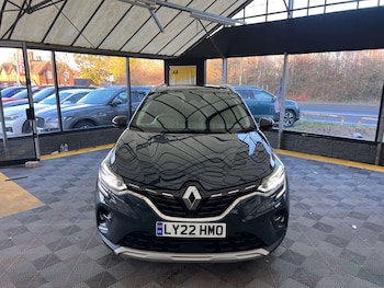 Used Renault Captur 2022 for sale - 77097061: Photo