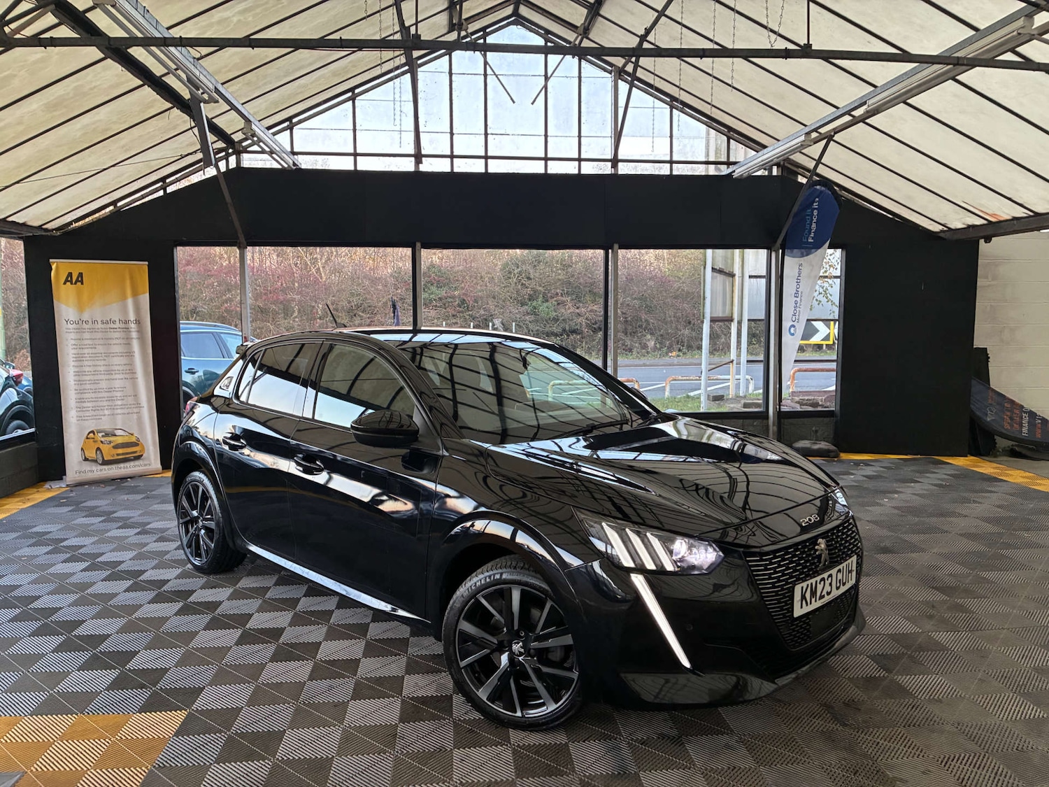 Used Peugeot 208 2023 for sale - 76699688: Photo 1