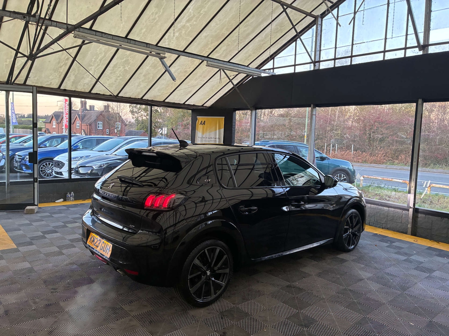 Used Peugeot 208 2023 for sale - 76699688: Photo 7