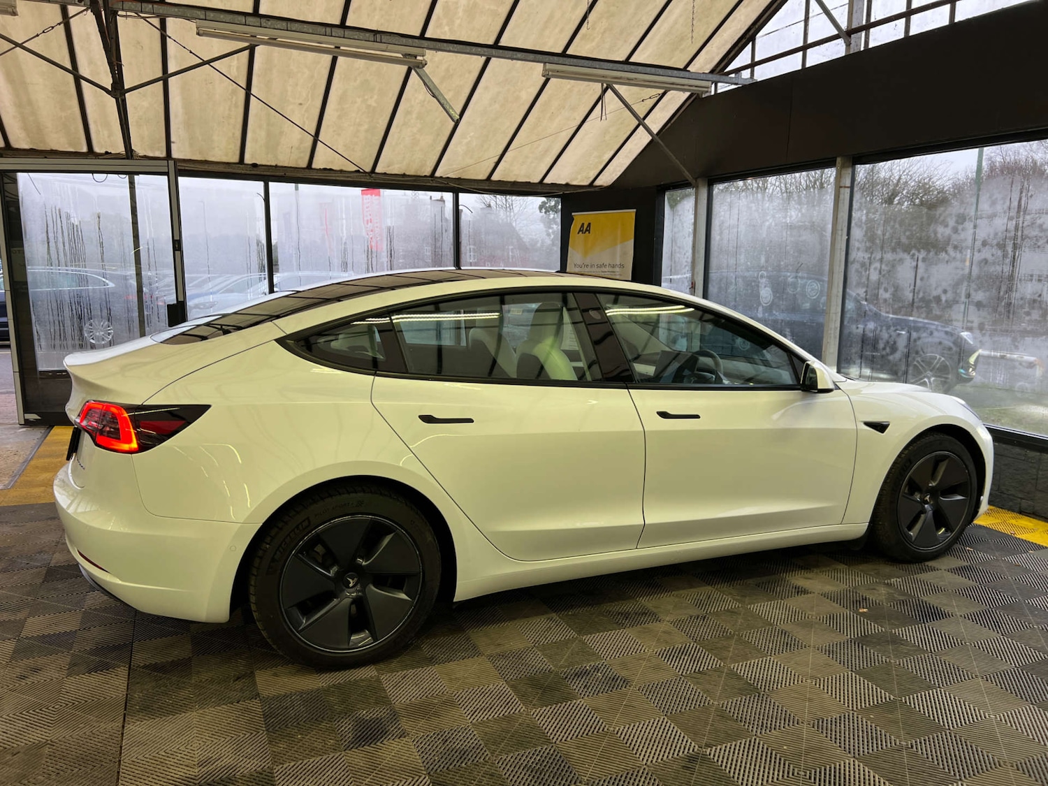 Used Tesla Model 3 2021 for sale - 77409771: Photo 9