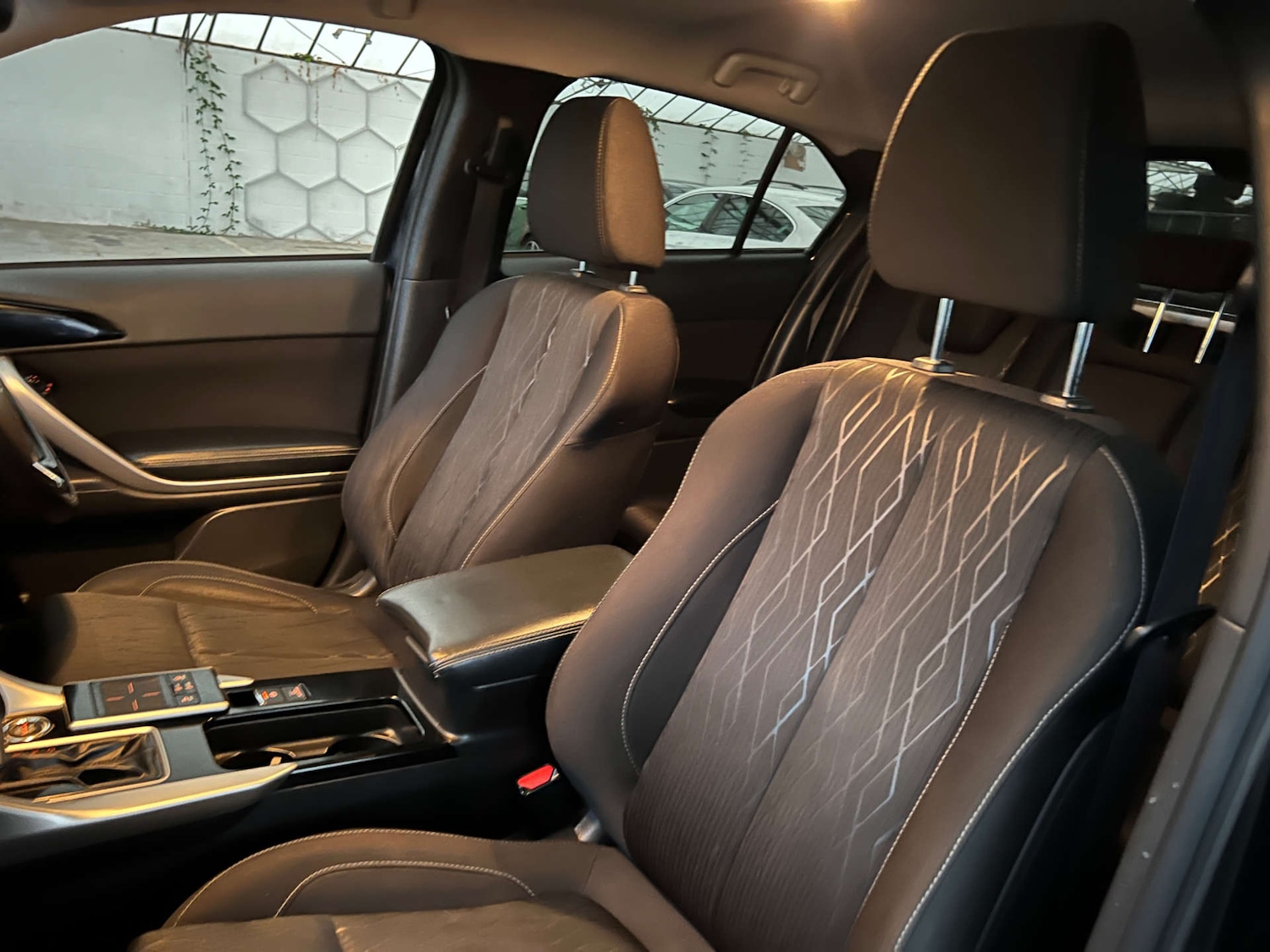 Used Mitsubishi Eclipse Cross 2018 for sale - 76601643: Photo 26