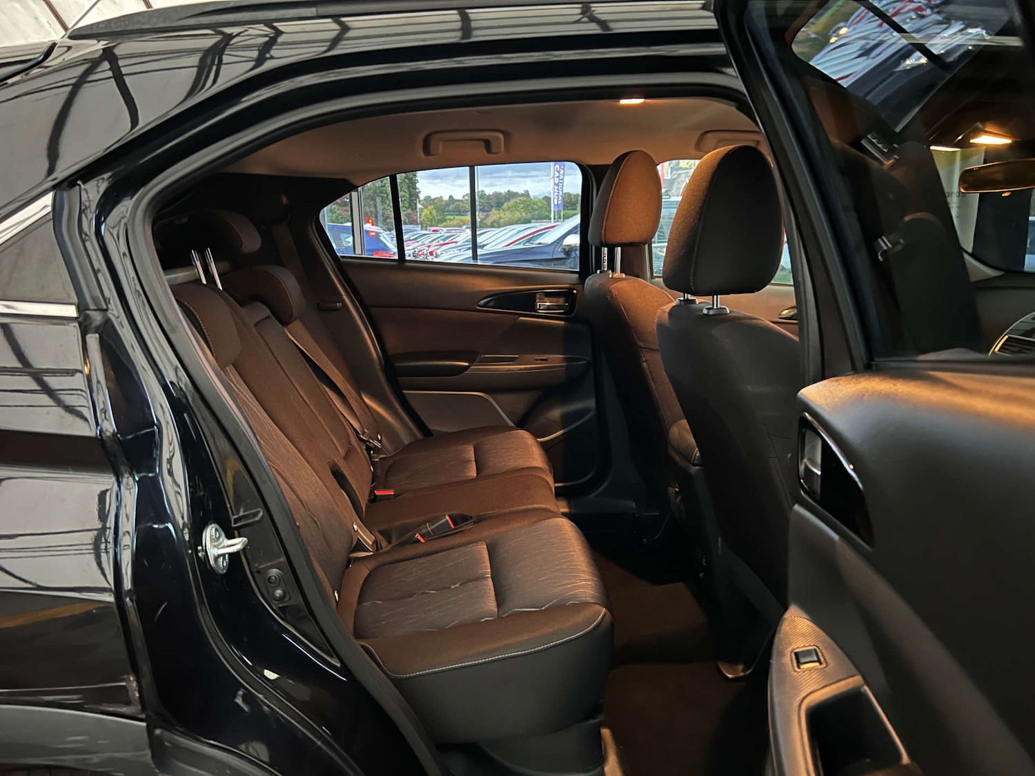 Used Mitsubishi Eclipse Cross 2018 for sale - 76601643: Photo 28