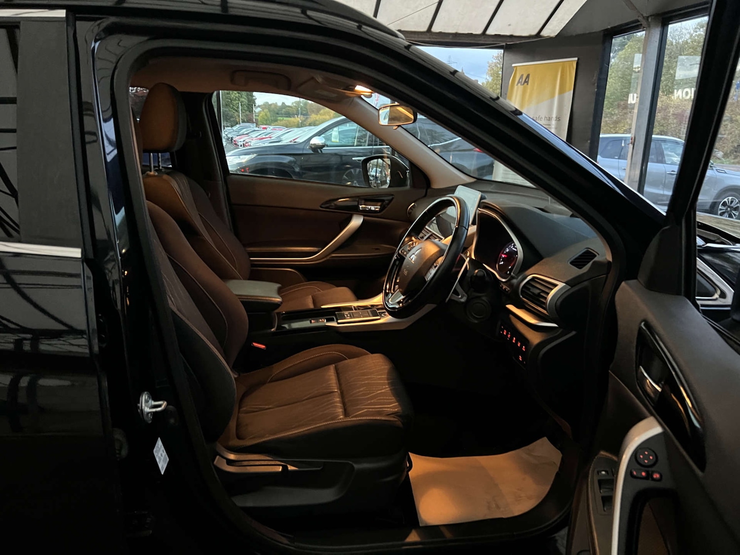 Used Mitsubishi Eclipse Cross 2018 for sale - 76601643: Photo 8