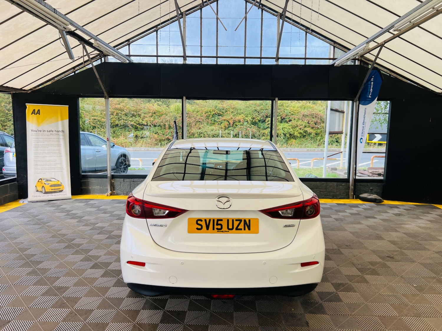 Used Mazda Mazda3 2015 for sale - 76765012: Photo 6