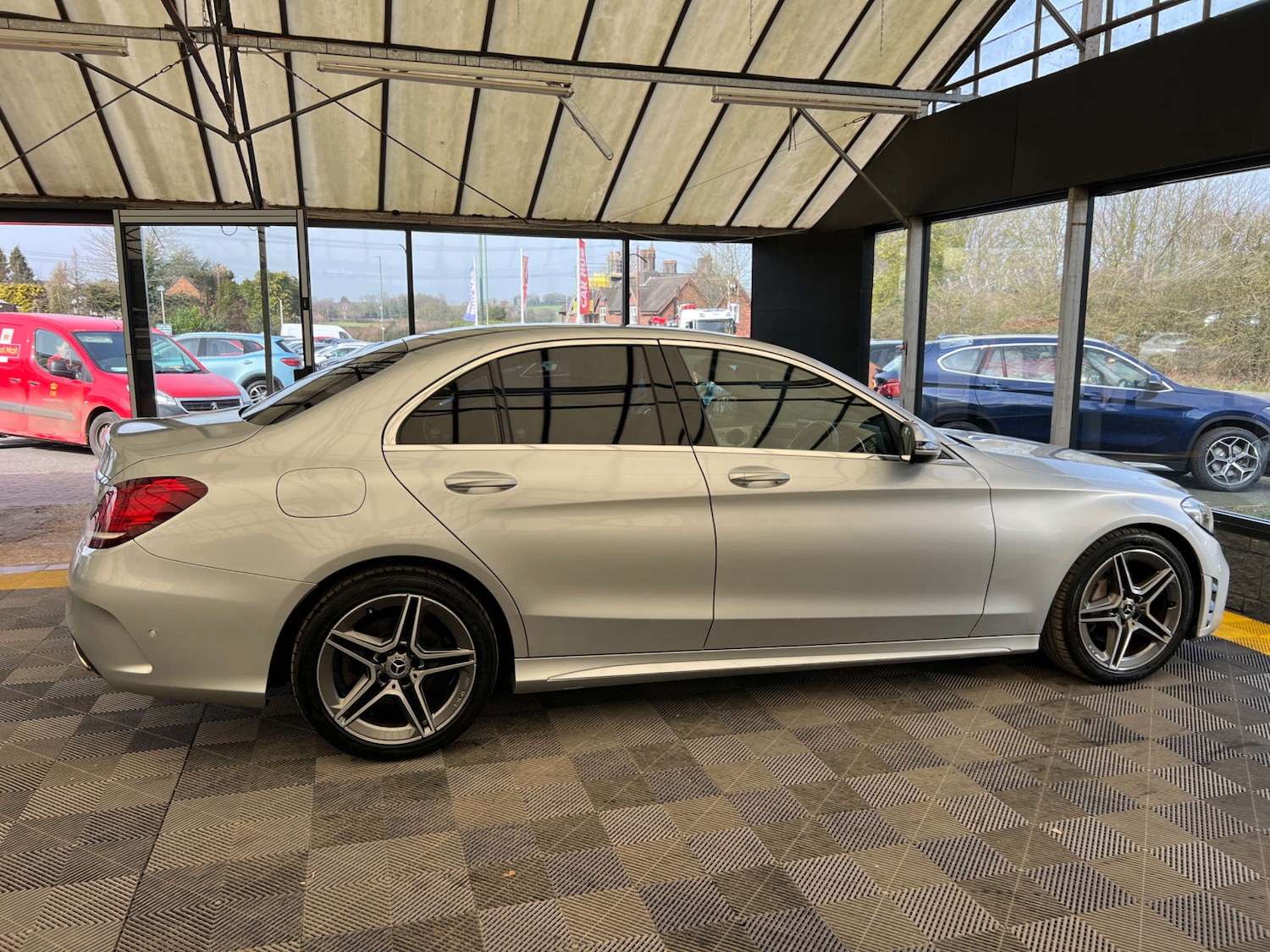 Used Mercedes-Benz C Class 2019 for sale - 77766925: Photo 9