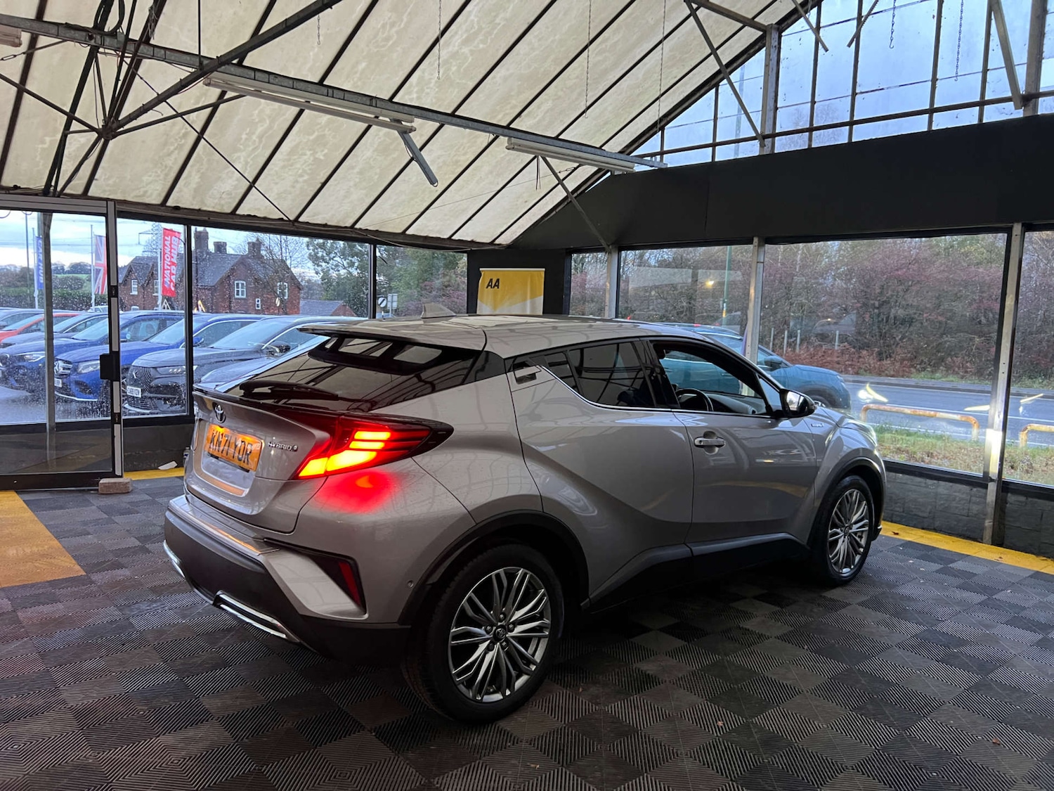 Used Toyota C-HR 2021 for sale - 76669797: Photo 8