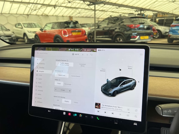 Used Tesla Model 3 2020 for sale - 76206219: Photo 14